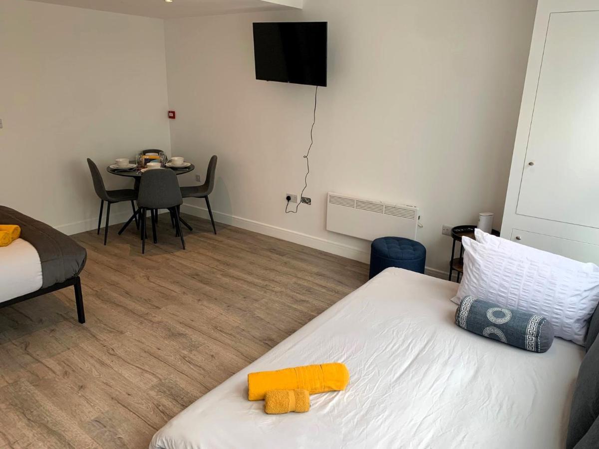 Modern Studio Flat Near Highbury & Islington Station London Exteriör bild
